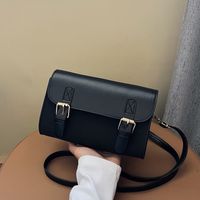 Women's Medium Pu Leather Solid Color Vintage Style Classic Style Flip Cover Crossbody Bag main image 3