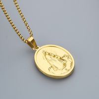 304 Stainless Steel 18K Gold Plated Modern Style Classic Style Human Round Pendant Necklace main image 8