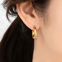 1 Paar Einfacher Stil Klassischer Stil Einfarbig Überzug Titan Stahl Vergoldet Ohrringe main image 1