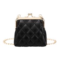 Women's Small Pu Leather Solid Color Lingge Classic Style Streetwear Lock Clasp Cosmetic Bag main image 4