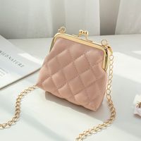 Women's Small Pu Leather Solid Color Lingge Classic Style Streetwear Lock Clasp Cosmetic Bag sku image 2
