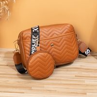 Women's Medium Pu Leather Waves Solid Color Streetwear Zipper Bag Sets sku image 4