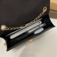 Women's Solid Color Lingge Pu Leather Lock Clasp Wallets main image 5