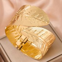 Exaggerated Modern Style Leaves Alloy Women's Bangle main image 1