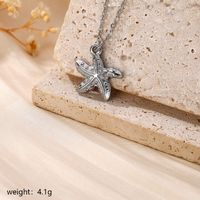 304 Stainless Steel Silver Plated Modern Style Simple Style Commute Starfish Heart Shape Shell Pendant Necklace main image 5
