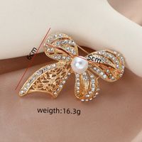 Fairy Style Modern Style Korean Style Letter Alloy Inlay Artificial Pearls Zircon Women's Brooches 1 Piece main image 2