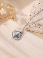 304 Stainless Steel Silver Plated Modern Style Simple Style Commute Starfish Heart Shape Shell Pendant Necklace sku image 6