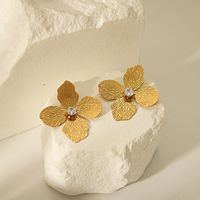 1 Pair Vintage Style Lady Classic Style Flower Plating Inlay 304 Stainless Steel Artificial Pearls Zircon 18K Gold Plated Drop Earrings Ear Studs main image 4