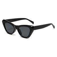 Strassenmode Einfarbig Pc Schmetterlingsrahmen Vollbild Sonnenbrille Der Frauen sku image 1