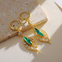 1 Pair Simple Style Shiny Round Leaves Inlay Copper Pearl Zircon 18K Gold Plated Drop Earrings main image 9