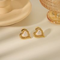 1 Pair IG Style Sweet Simple Style Heart Shape Croissant Plating Inlay 304 Stainless Steel Artificial Shell 18K Gold Plated Ear Studs main image 5