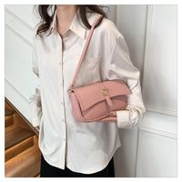 Women's Medium Pu Leather Solid Color Streetwear Magnetic Buckle Shoulder Bag main image 5