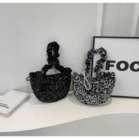 Women's Medium Sequin Solid Color Elegant Vintage Style Sequins Dumpling Shape Zipper Underarm Bag main image 1