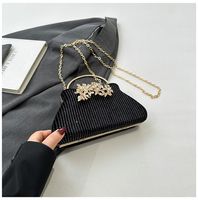 Women's Small Pu Leather Solid Color Elegant Vintage Style Lock Clasp Evening Bag main image 4