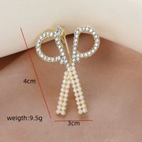 Cute Wedding Letter Alloy Inlay Pearl Zircon Women's Brooches 1 Piece main image 3