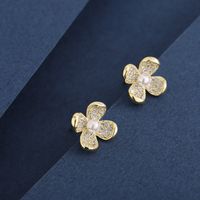 1 Pair Simple Style Classic Style Flower Plating Inlay Sterling Silver Artificial Pearls Zircon 14K Gold Plated Ear Studs main image 4