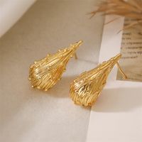 1 Pair Elegant Streetwear Heart Shape Plating Inlay Copper Rhinestones Gold Plated Ear Studs main image 5