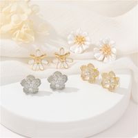 1 Paire Style Simple Fleur Incruster Le Cuivre Strass Boucles D'Oreilles main image 1