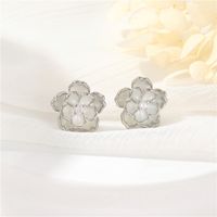 1 Par Estilo Simple Flor Embutido Cobre Diamantes De Imitación Pendientes sku image 4