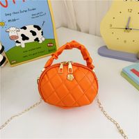Women's Small Pu Leather Solid Color Cute Oval Zipper Crossbody Bag main image 2