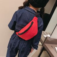 Enfants Moyen Nylon Couleur Unie De Base Style Classique Forme De Boulette Fermeture Éclair Sac Banane main image 2