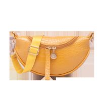 Women's Medium Pu Leather Solid Color Streetwear Dumpling Shape Zipper Crossbody Bag main image 5