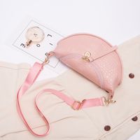 Women's Medium Pu Leather Solid Color Streetwear Dumpling Shape Zipper Crossbody Bag sku image 4