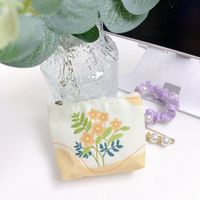 Sweet Flower Butterfly Canvas Bucket Makeup Bags sku image 1