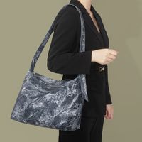 Women's Large Canvas Tie Dye Basic Zipper Tote Bag main image 10
