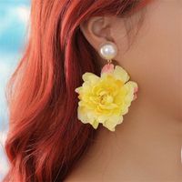 1 Pair Sweet Simple Style Flower Pearl Cloth Drop Earrings main image 3