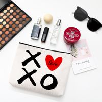Sweet Simple Style Heart Shape Cotton And Linen Makeup Bags sku image 1