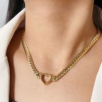 304 Stainless Steel 18K Gold Plated Classic Style Streetwear Hollow Out Heart Shape Necklace main image 5