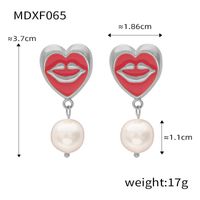 304 Stainless Steel Artificial Pearl 18K Gold Plated Simple Style Artistic Enamel Plating Inlay Lips Round Heart Shape Artificial Pearls Earrings Necklace sku image 4