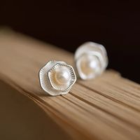 1 Pair Simple Style Flower Plating Inlay Sterling Silver Pearl Ear Studs main image 1
