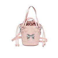 Women's Medium Pu Leather Solid Color Bow Knot Classic Style Streetwear Sewing Thread String Crossbody Bag sku image 4
