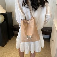 Women's Medium Pu Leather Solid Color Bow Knot Basic Classic Style Sewing Thread Magnetic Buckle Shoulder Bag main image 5