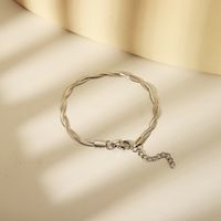 304 Stainless Steel 18K Gold Plated Simple Style Twist Bracelets main image 4