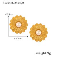 1 Pair Casual Sweet Simple Style Flower Petal Butterfly Inlay 304 Stainless Steel Pearl 18K Gold Plated Drop Earrings sku image 8