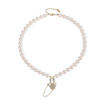 Wholesale Jewelry Elegant Cute Rabbit Artificial Pearl Copper Zircon Beaded Chain Inlay Pendant Necklace sku image 3