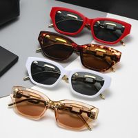 Nordic Style Vacation Beach Solid Color Ac Cat Eye Chain Full Frame Women's Sunglasses main image 1