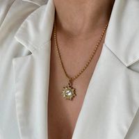 Acero Inoxidable 304 Chapados en oro de 18k Retro Dulce Embutido Flor Circón Collar Colgante sku image 1