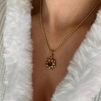 304 Stainless Steel 18K Gold Plated Retro Sweet Inlay Flower Zircon Pendant Necklace sku image 3