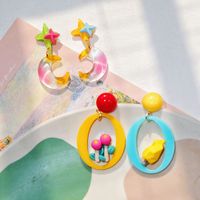 1 Pair Simple Style Star Flower Plastic Resin Drop Earrings main image 1