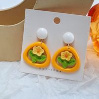 1 Pair Simple Style Flower Plastic Resin Drop Earrings sku image 1
