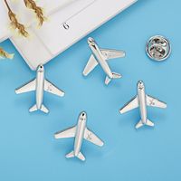 Simple Style Airplane Alloy Plating Unisex Brooches main image 1