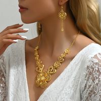 Elegant Bridal Streetwear Heart Shape Flower Alloy Hollow Out 18K Gold Plated Women's Jewelry Set main image 4