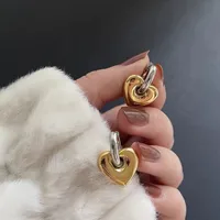 1 Par Casual Lindo Estilo Clásico Pentagrama Forma De Corazón Enchapado Ahuecar Acero Inoxidable 304 Acero Titanio Chapados en oro de 18k Pendientes De Aro sku image 5