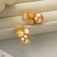 1 Pair Elegant Lady Irregular Flower Artificial Pearl Brass 18K Gold Plated Hoop Earrings Ear Studs main image 4