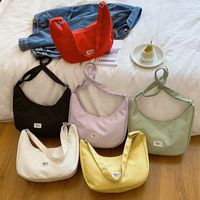 Women's Medium Canvas Solid Color Basic Classic Style Zipper Crossbody Bag main image video
