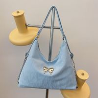 Women's Medium Pu Leather Solid Color Butterfly Streetwear Zipper Shoulder Bag main image 5